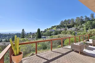 15 Serramar Dr, Oakland, CA 94611 - Photo 35