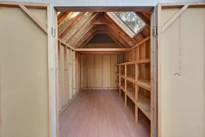 1040 Lancer Dr, San Jose, CA 95129 - Photo 25