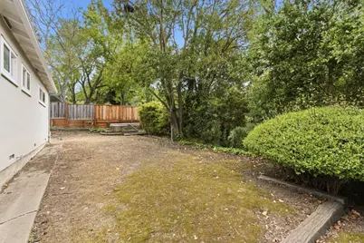 111 Lucero Way, Portola Valley, CA 94028 - Photo 37