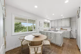 111 Lucero Way, Portola Valley, CA 94028 - Photo 3