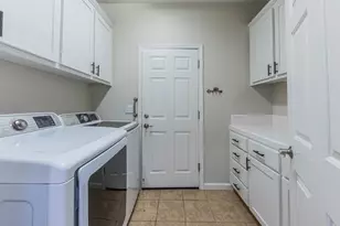 33 North St, San Juan Bautista, CA 95045 - Photo 17