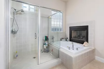 1827 N Joshua Ave, Clovis, CA 93619 - Photo 33