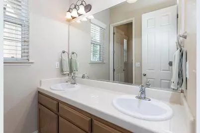 1827 N Joshua Ave, Clovis, CA 93619 - Photo 41