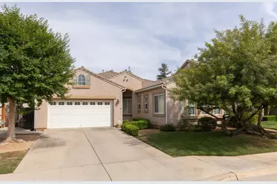 1827 N Joshua Ave, Clovis, CA 93619 - Photo 3