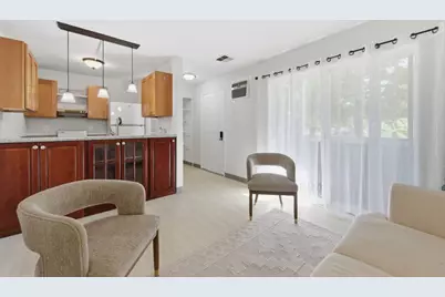 82 Castlebridge Dr, San Jose, CA 95116 - Photo 5