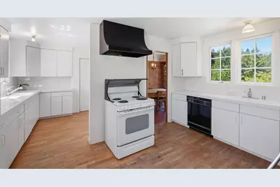 24580 Loma Prieta Ave, Los Gatos, CA 95033 - Photo 19