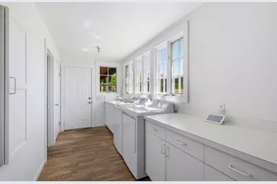 24580 Loma Prieta Ave, Los Gatos, CA 95033 - Photo 21