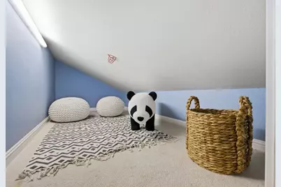 207 Edgehill Dr, San Carlos, CA 94070 - Photo 57