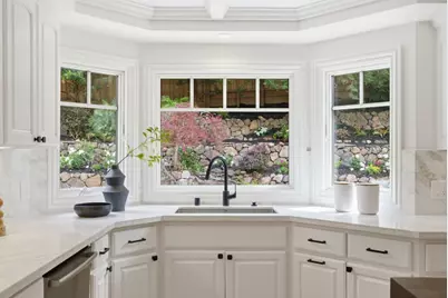 207 Edgehill Dr, San Carlos, CA 94070 - Photo 13