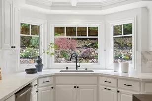 207 Edgehill Dr, San Carlos, CA 94070 - Photo 13