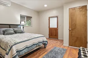 19730 Black Rd, Los Gatos, CA 95033 - Photo 7
