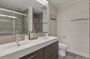 1092 Indian Summer Ct 14, San Jose, CA 95122 - Photo 11