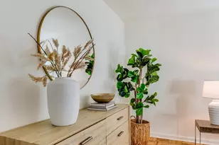 2620 Middlefield Rd, Palo Alto, CA 94306 - Photo 5