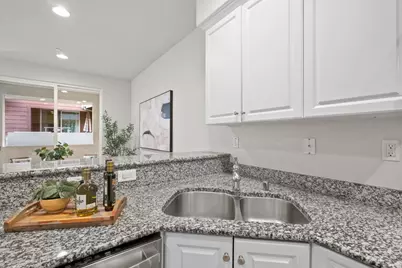 2104 Vincenzo Wkwy, San Jose, CA 95133 - Photo 19