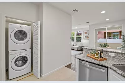 2104 Vincenzo Wkwy, San Jose, CA 95133 - Photo 21