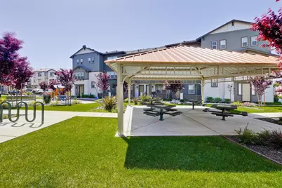 2104 Vincenzo Wkwy, San Jose, CA 95133 - Photo 37