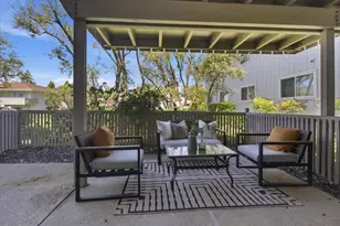 255 S Rengstorff Ave 7, Mountain View, CA 94040 - Photo 7