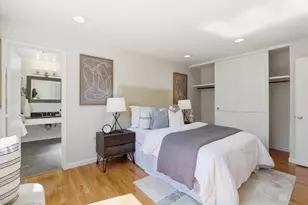 255 S Rengstorff Ave 7, Mountain View, CA 94040 - Photo 23