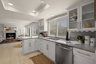 8929 Red Leaf Way, Sacramento, CA 95826 - Photo 15