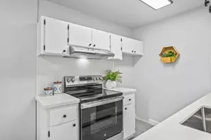 978 Kiely Blvd E, Santa Clara, CA 95051 - Photo 7