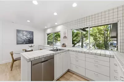 873 Lockhaven Dr, Los Altos, CA 94024 - Photo 21