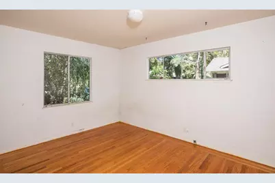 800 Loyola Dr, Los Altos, CA 94024 - Photo 15