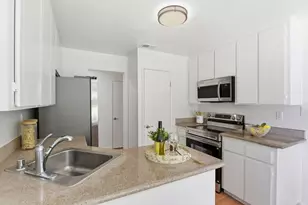 2567 Easton Ln 27, San Jose, CA 95133 - Photo 11