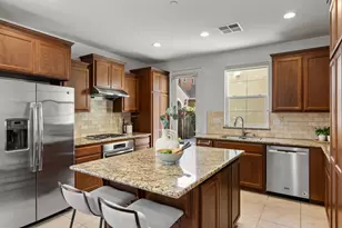 38881 Photinia Pl, Newark, CA 94560 - Photo 5