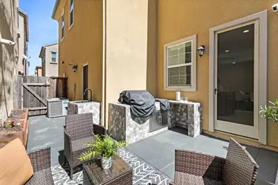 38881 Photinia Pl, Newark, CA 94560 - Photo 17