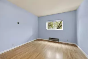 1090 Main St 201, Redwood City, CA 94063 - Photo 13