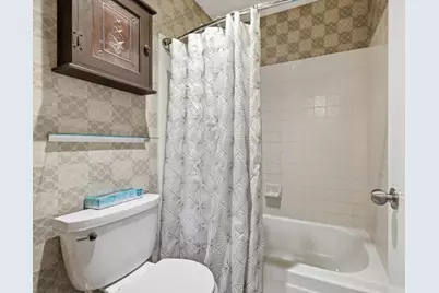 1090 Main St 201, Redwood City, CA 94063 - Photo 15