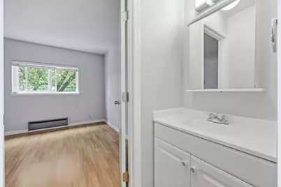 1090 Main St 201, Redwood City, CA 94063 - Photo 17