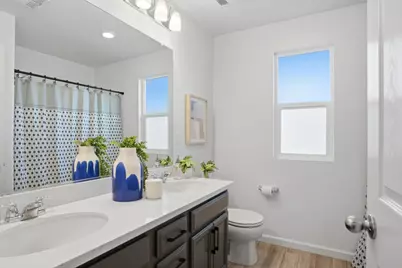 1703 W Woodward Ave, Manteca, CA 95337 - Photo 17