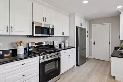 869 Newport Cir, Redwood City, CA 94065 - Photo 17