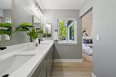 869 Newport Cir, Redwood City, CA 94065 - Photo 29