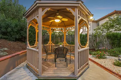 2696 Sequoia Creek Dr, San Jose, CA 95121 - Photo 75