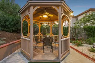 2696 Sequoia Creek Dr, San Jose, CA 95121 - Photo 75