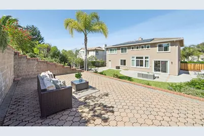 2696 Sequoia Creek Dr, San Jose, CA 95121 - Photo 47