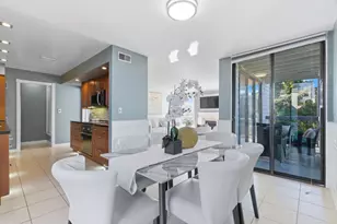 651 Port Dr 208, San Mateo, CA 94404 - Photo 5