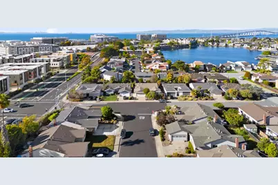 600 Comet Dr, Foster City, CA 94404 - Photo 73