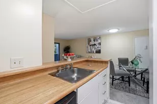 143 Piccadilly Pl F, San Bruno, CA 94066 - Photo 11