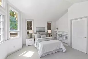 1037 Yorkshire Dr, Los Altos, CA 94024 - Photo 25