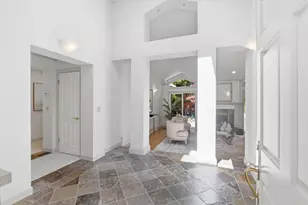 1037 Yorkshire Dr, Los Altos, CA 94024 - Photo 5