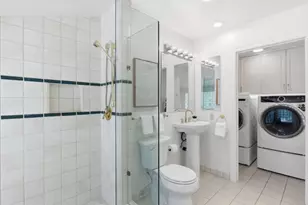 1037 Yorkshire Dr, Los Altos, CA 94024 - Photo 19