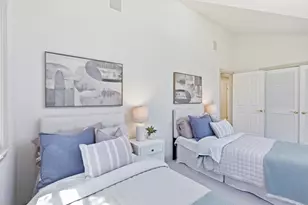 1037 Yorkshire Dr, Los Altos, CA 94024 - Photo 23