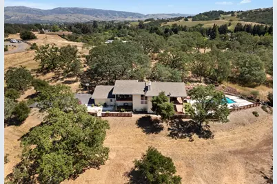 15208 Sycamore Dr, Morgan Hill, CA 95037 - Photo 89