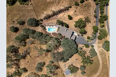 15208 Sycamore Dr, Morgan Hill, CA 95037 - Photo 97