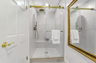 1350 Trinity Dr, Menlo Park, CA 94025 - Photo 29