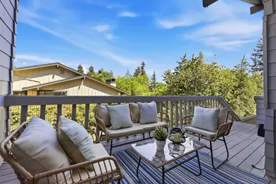 1350 Trinity Dr, Menlo Park, CA 94025 - Photo 35