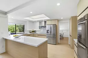 1350 Trinity Dr, Menlo Park, CA 94025 - Photo 9